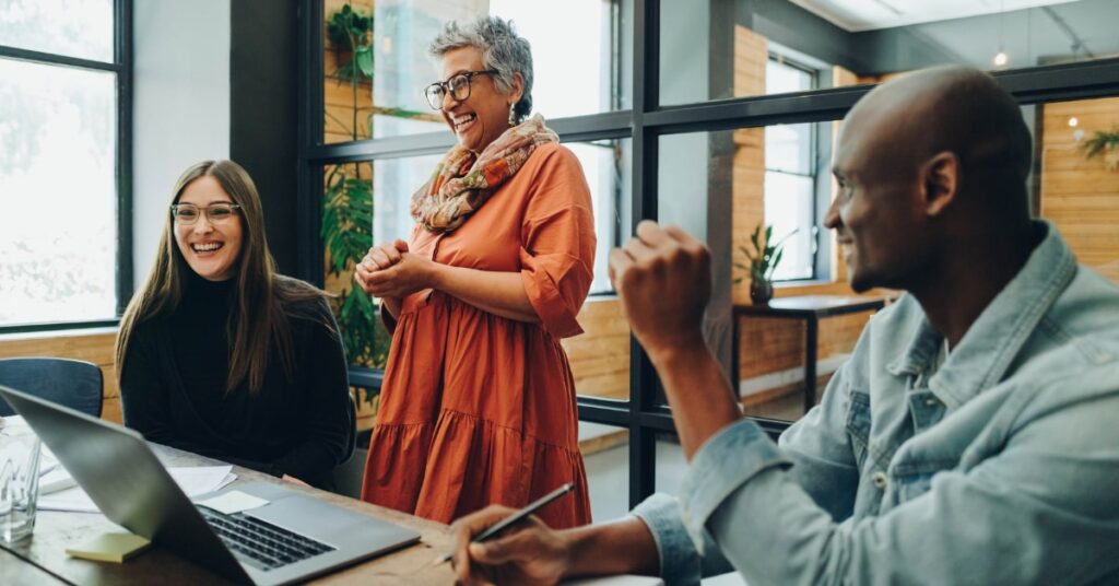 Felicidade corporativa: como promover a felicidade no trabalho