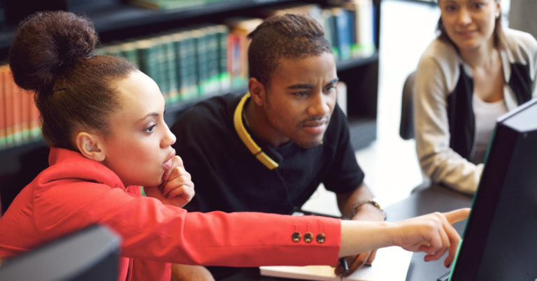 Marketing educacional para instituições de ensino: como se tornar relevante para captar mais alunos?